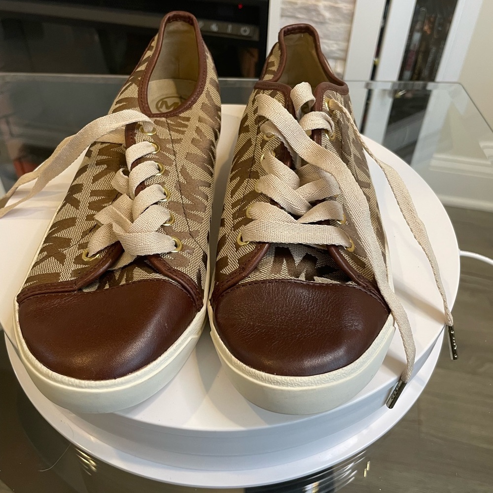 Micheal Kors Shoes Women